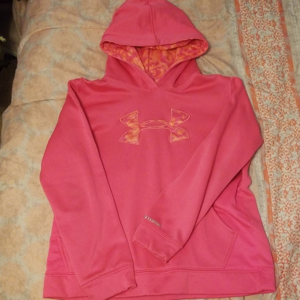 Youth XL Under Armour Hoodie